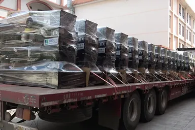 เครื่องกำเนิดไฟฟ้าดีเซลแบบเปิด 90kW/200kW ส่งออกซาอุดิอาระเบีย